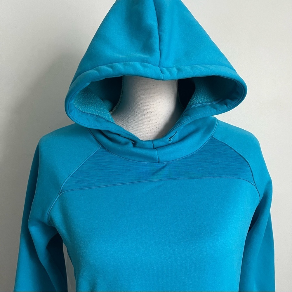 Under Armour Women's Blue Tealish Hoodie Cold Gear View 2